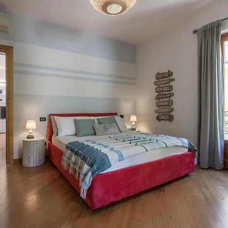 Stella Di Mare - Mytouristhome Lejlighed *