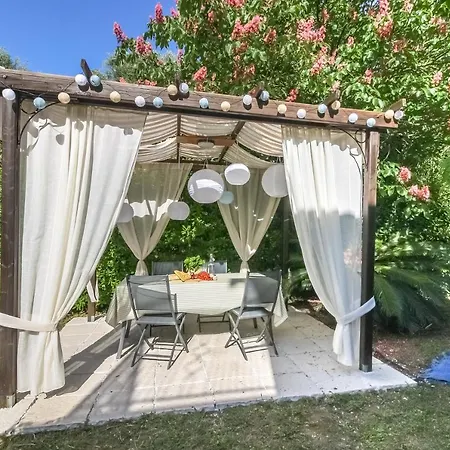 Stella Di Mare Apartment *