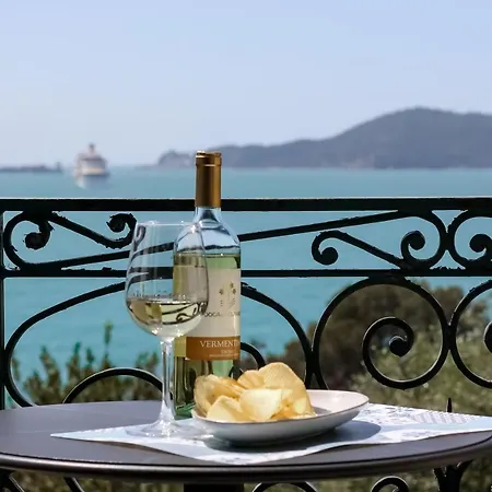 Stella Di Mare - Mytouristhome